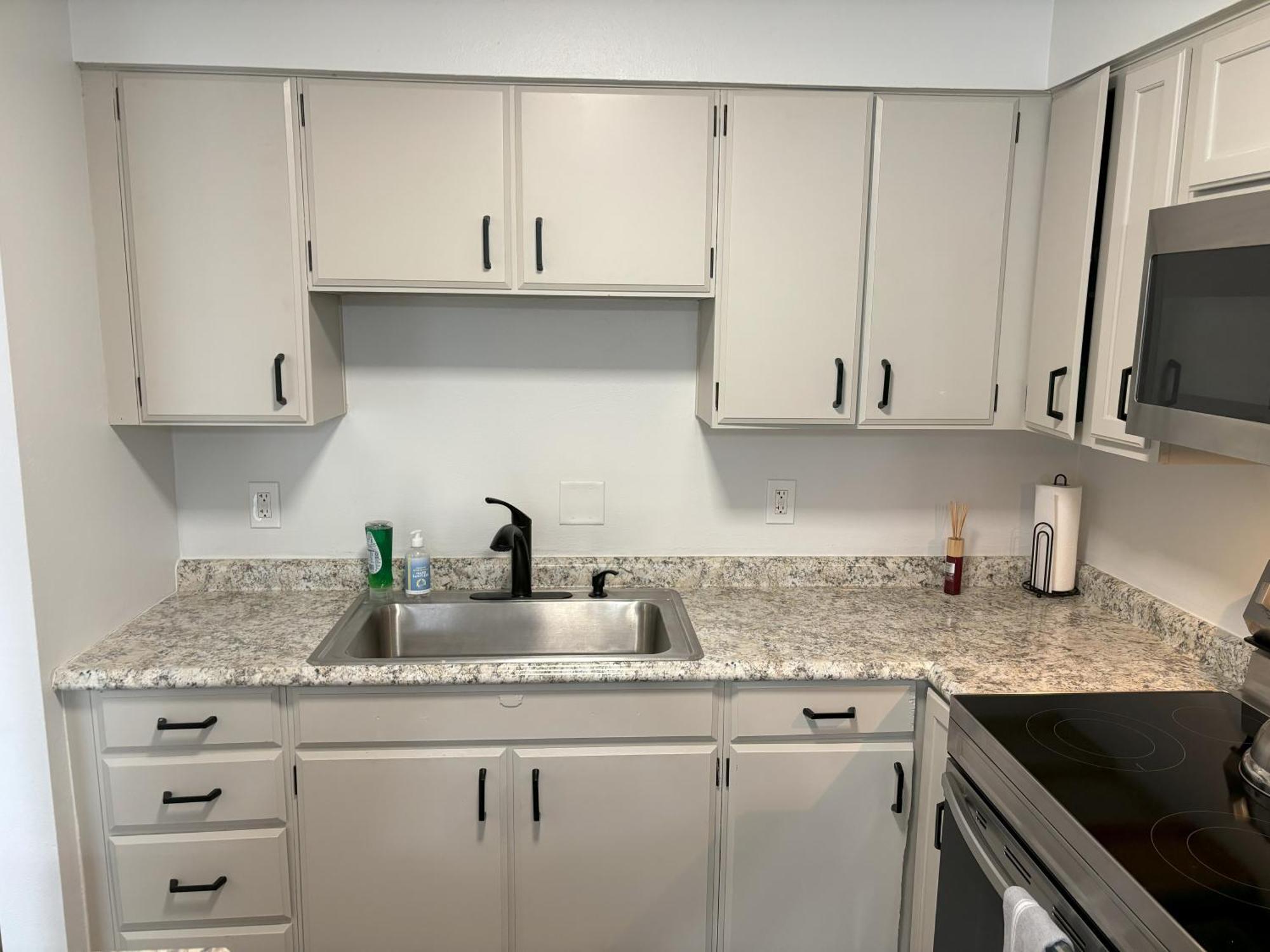 Peaceful Park 2 Bedroom Remodeled Family Suite Granite City Exterior photo